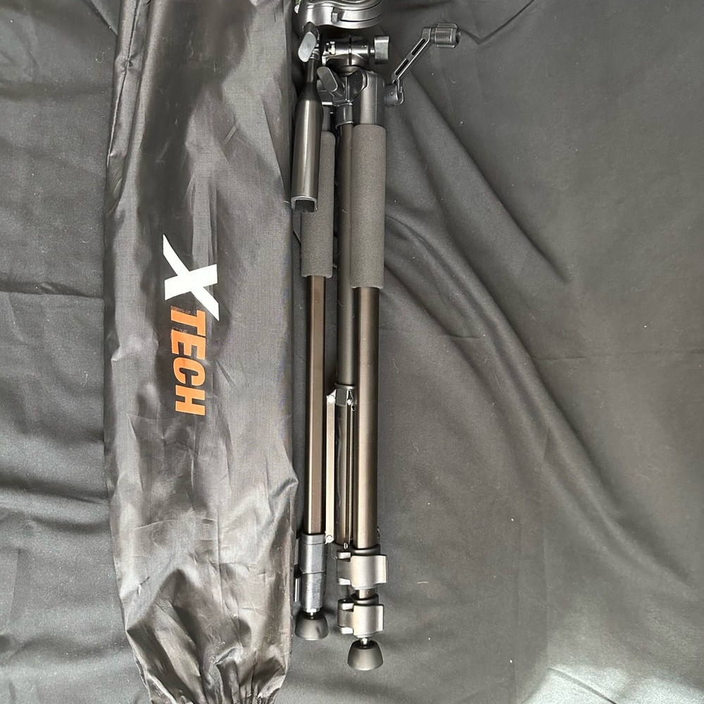 XTech Tripod - Picture 9 of 9